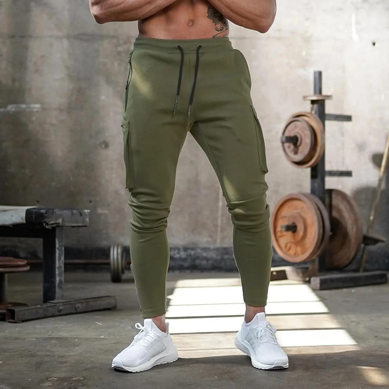 DIOTSR Men's Cargo Pants Casual Athletic Joggers Pants Gym Workout Sweatpants with Zipper Pockets